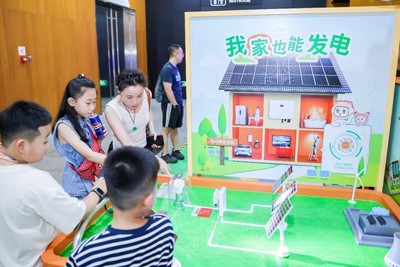 陽光新能源“科技追光之旅” 以九城科普為橋，引領(lǐng)產(chǎn)業(yè)創(chuàng)新與公眾認知的雙向奔赴